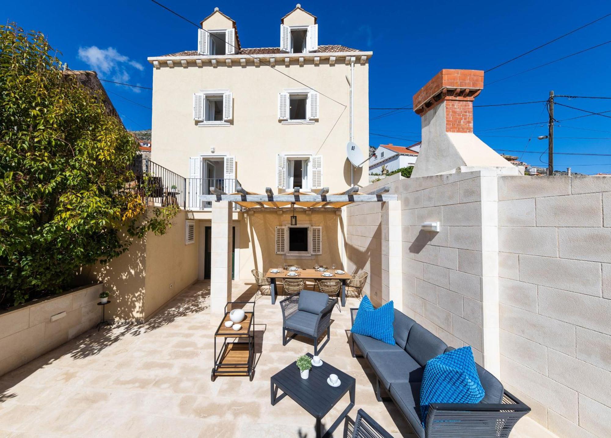 Stunning Holiday House In The Old Town By Irundo Дубровник Екстер'єр фото