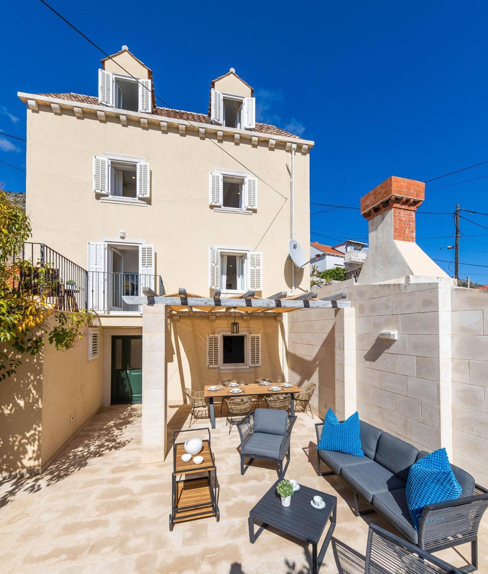 Stunning Holiday House In The Old Town By Irundo Дубровник Екстер'єр фото